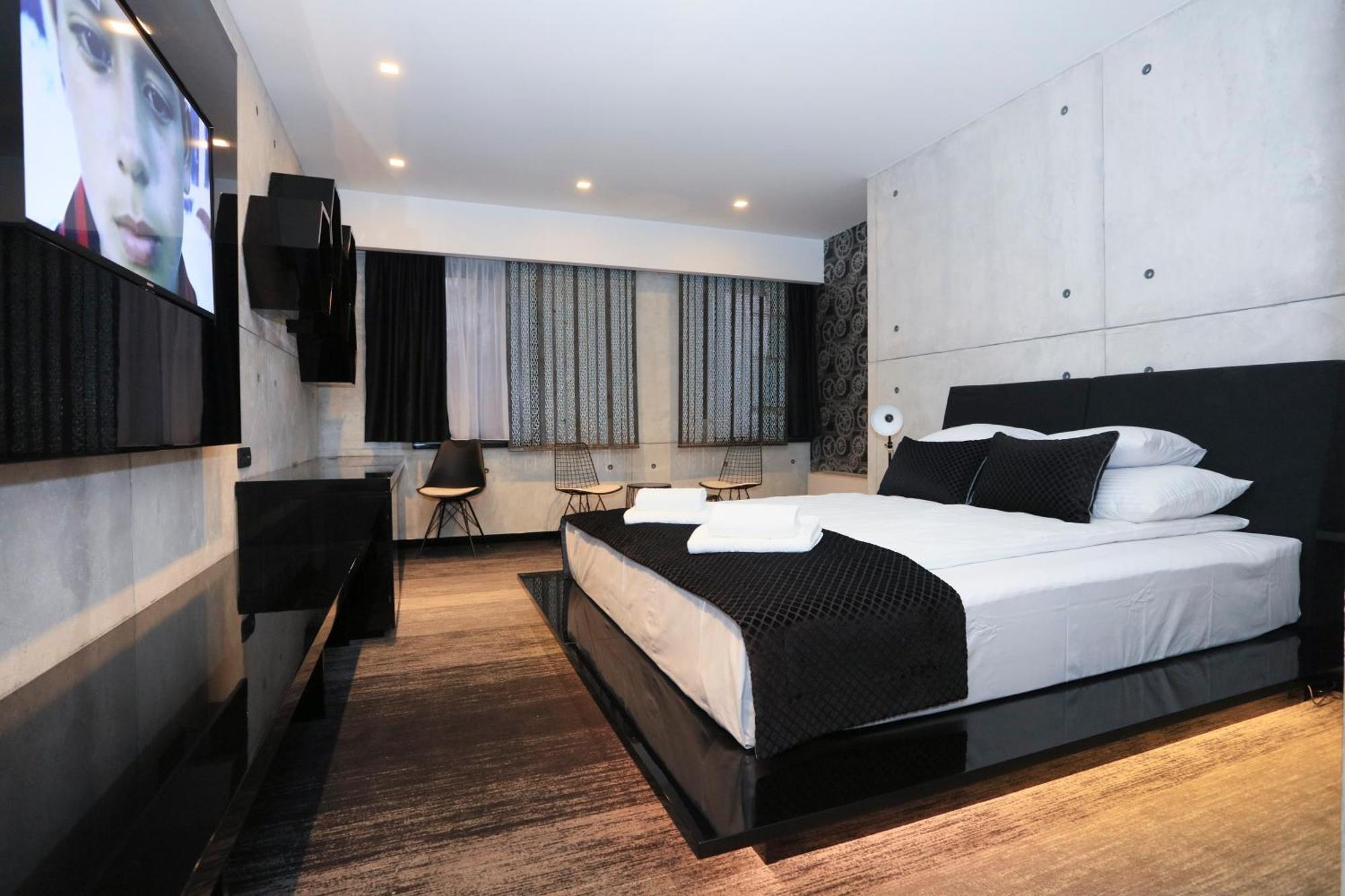 Carpe Diem Boutique Hotel Zenica Extérieur photo