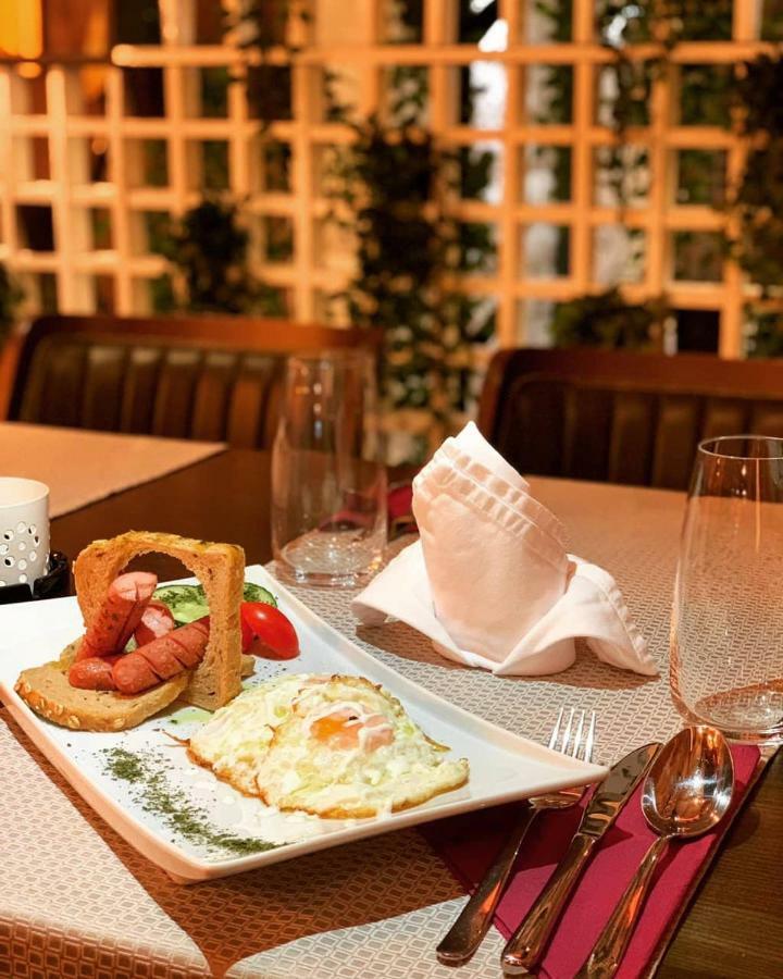 Carpe Diem Boutique Hotel Zenica Extérieur photo