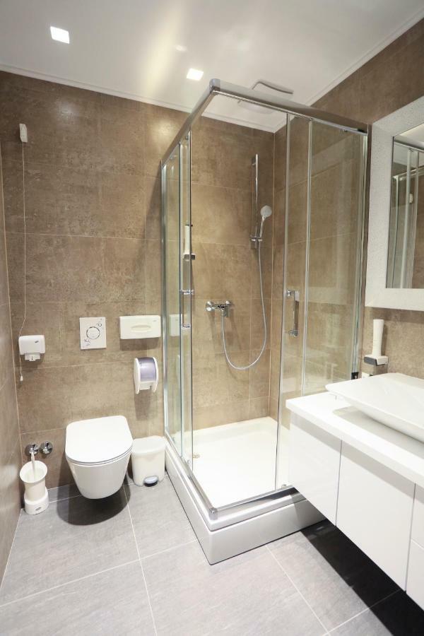 Carpe Diem Boutique Hotel Zenica Extérieur photo